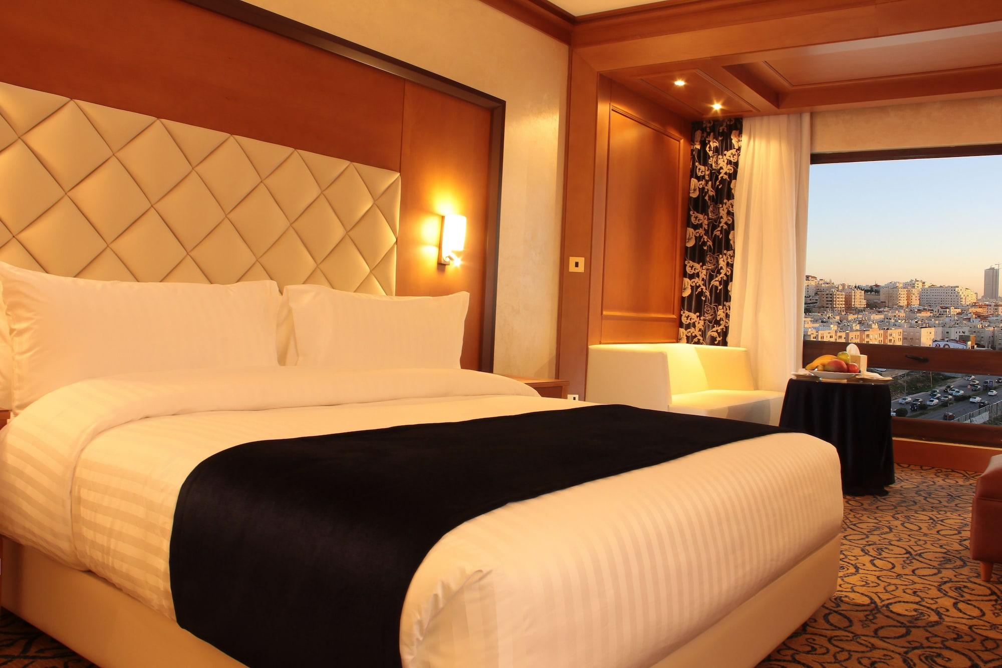 Thousand Nights Hotel Амман Экстерьер фото A room at the hotel