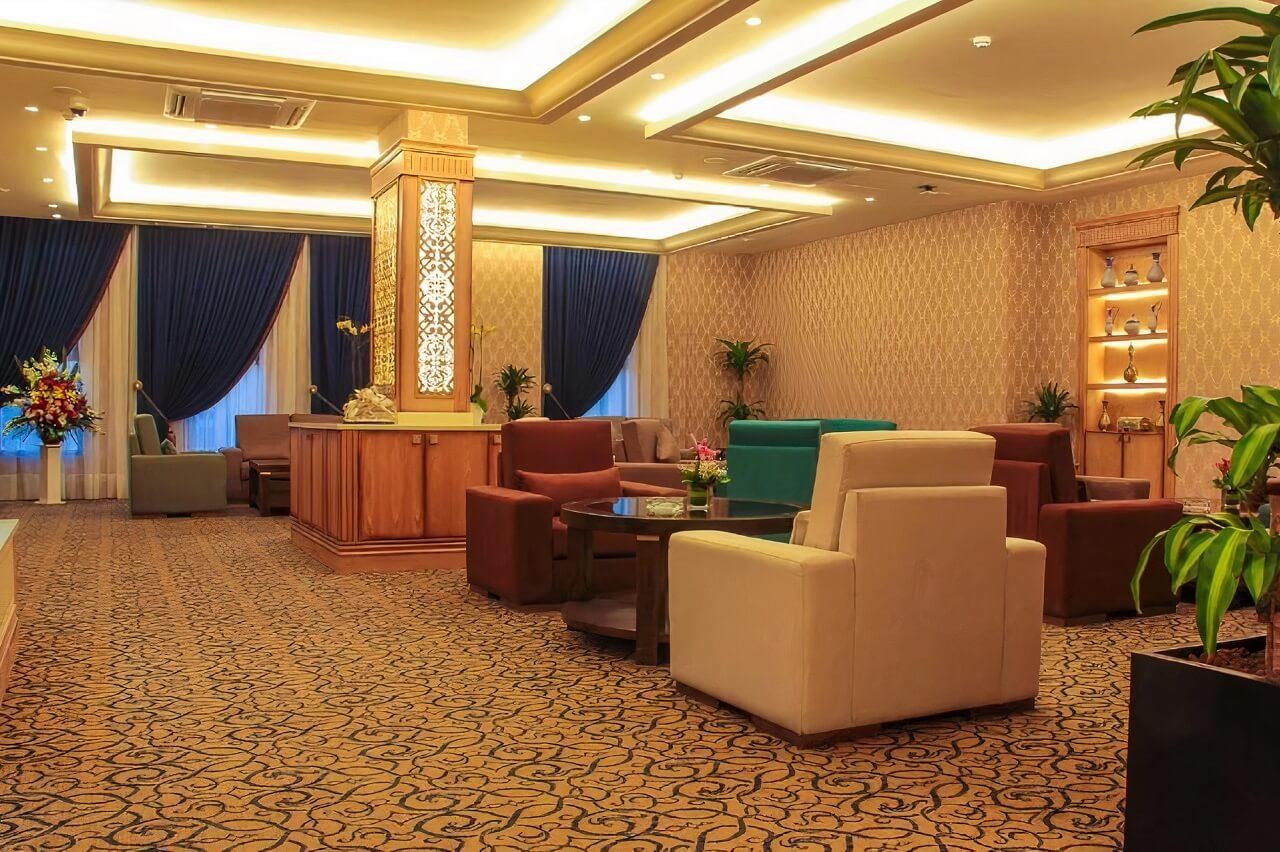 Thousand Nights Hotel Амман Экстерьер фото The lounge at the airport