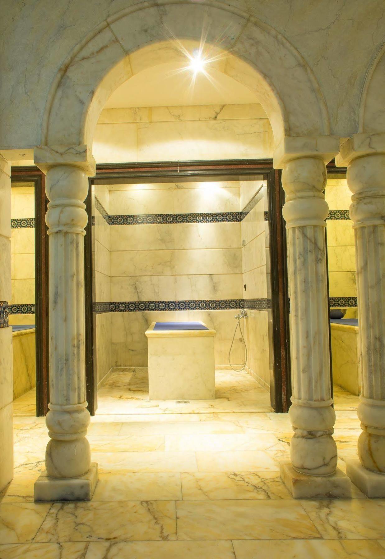 Thousand Nights Hotel Амман Экстерьер фото A hammam in the Four Seasons Hotel, Amman, Jordan